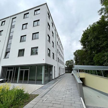 Munique Hotel Muenchen Unterschleißheim エクステリア 写真