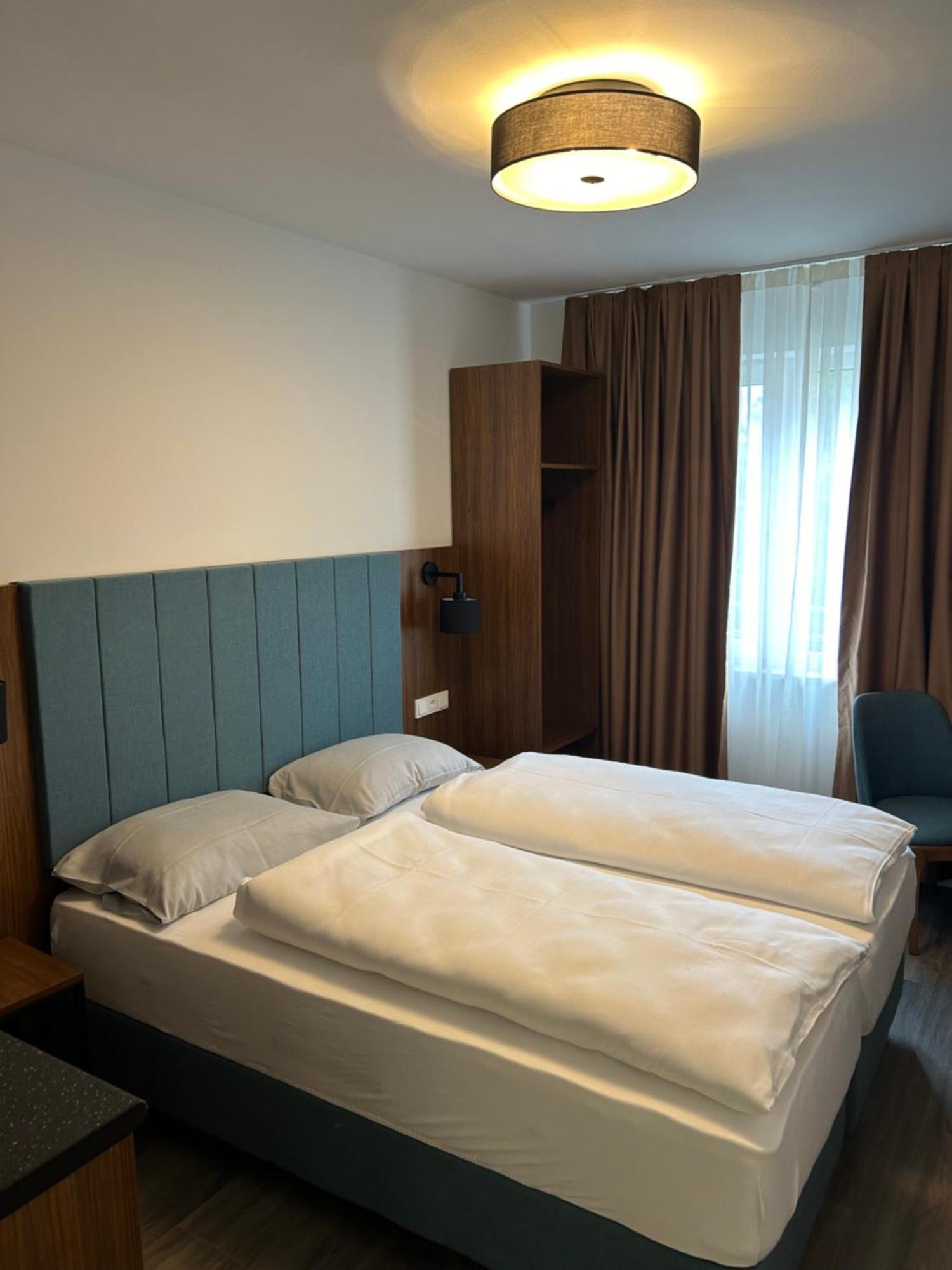 Munique Hotel Muenchen Unterschleißheim エクステリア 写真