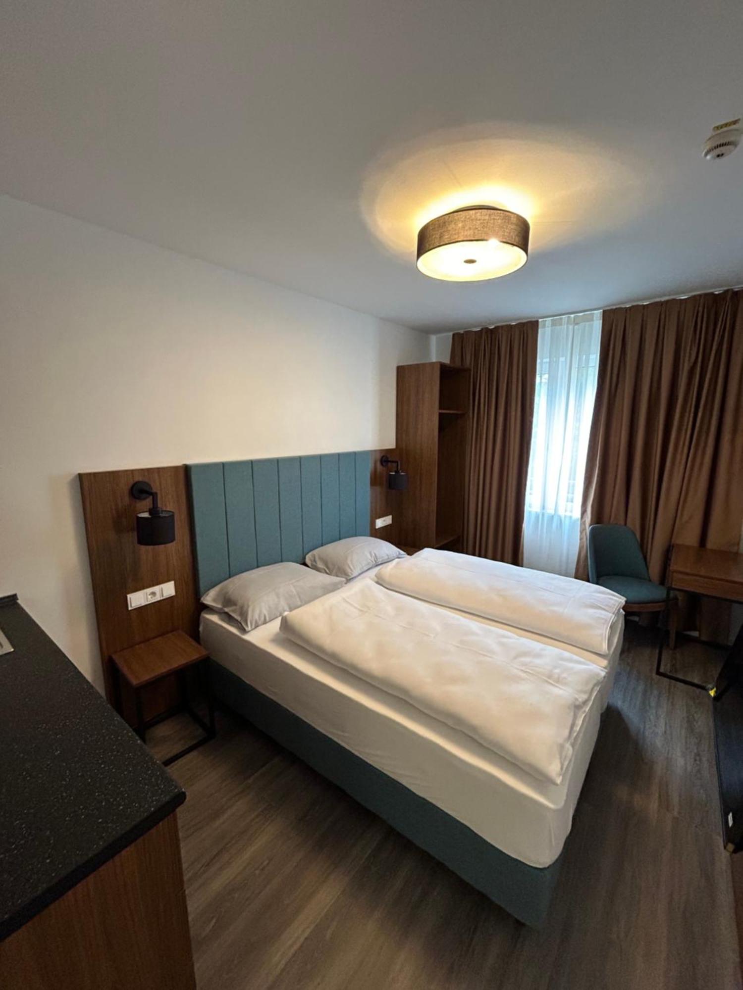 Munique Hotel Muenchen Unterschleißheim エクステリア 写真